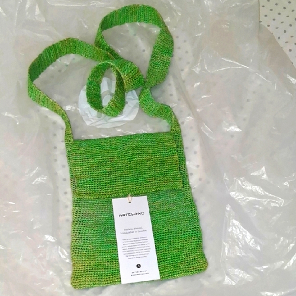 Artesano Messenger Shoulder Bag